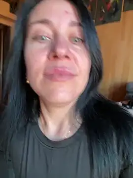 Snapshot of CuteNata chatting on December 14, 2025, 11:05 am CuteNata online show from December 14, 2025, 11:05 am