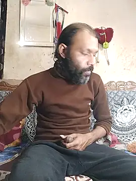 Snapshot of BadBoySmoker7070 chatting on February 4, 2026, 7:20 pm BadBoySmoker7070 online show from February 4, 2026, 7:20 pm