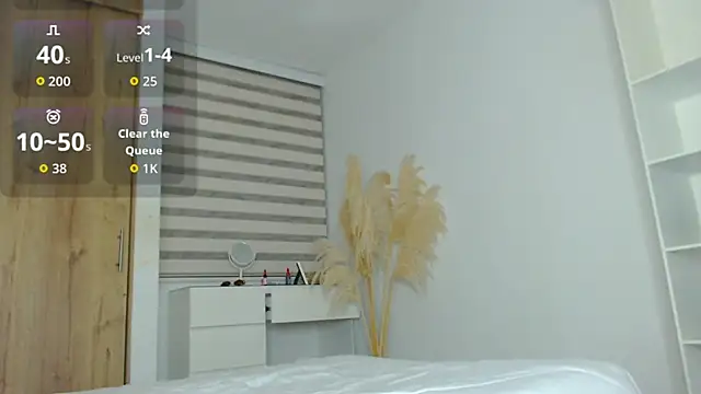 dollface17 online show from October 10, 2025, 2:01 am