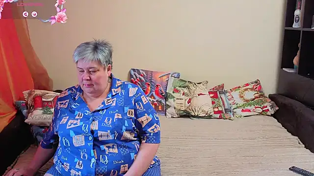 Snapshot of Baunti5555 chatting on February 10, 2026, 8:35 am Baunti5555 online show from February 10, 2026, 8:35 am