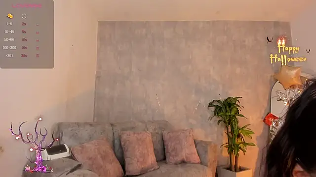 miacoopersx online show from October 29, 2025, 12:37 pm