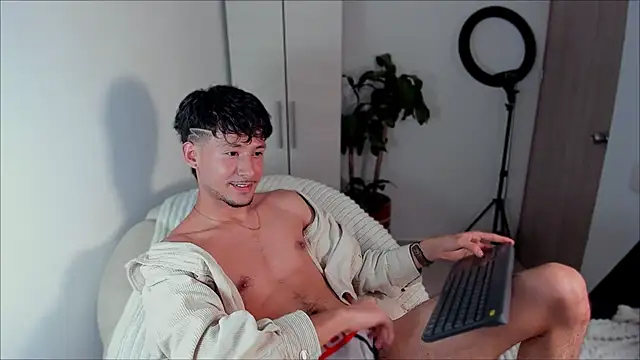 Snapshot of dimitri_targaryen chatting on January 6, 2025, 7:31 am dimitri targaryen online show from January 6, 2025, 7:31 am