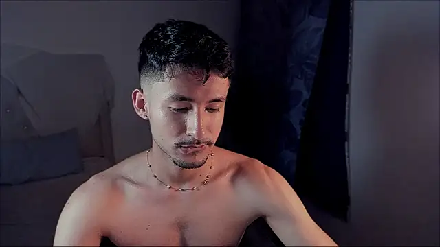 Snapshot of dimitri_targaryen chatting on November 20, 2025, 11:36 pm dimitri targaryen online show from November 20, 2025, 11:36 pm