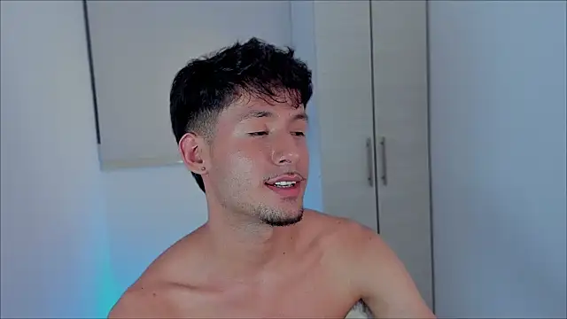 Snapshot of dimitri_targaryen chatting on December 6, 2024, 5:47 am dimitri targaryen online show from December 6, 2024, 5:47 am