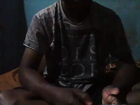 Snapshot of little__joy chatting on November 4, 2025, 5:55 am little joy online show from November 4, 2025, 5:55 am