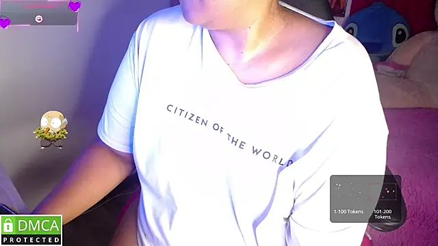 KittyHot20 online show from October 8, 2025, 5:02 pm