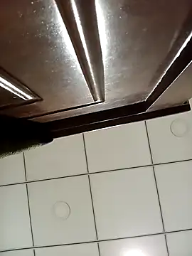 DISNI1997 online show from March 13, 2025, 3:17 pm