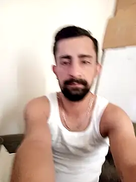 Snapshot of milfhuntertr chatting on September 13, 2025, 7:19 am milfhuntertr online show from September 13, 2025, 7:19 am