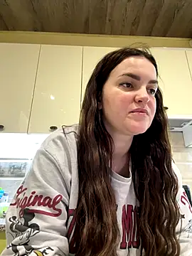 Karolina llove online show from November 13, 2025, 12:31 pm