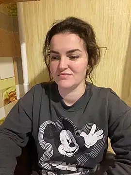 Karolina llove online show from December 5, 2024, 3:12 pm