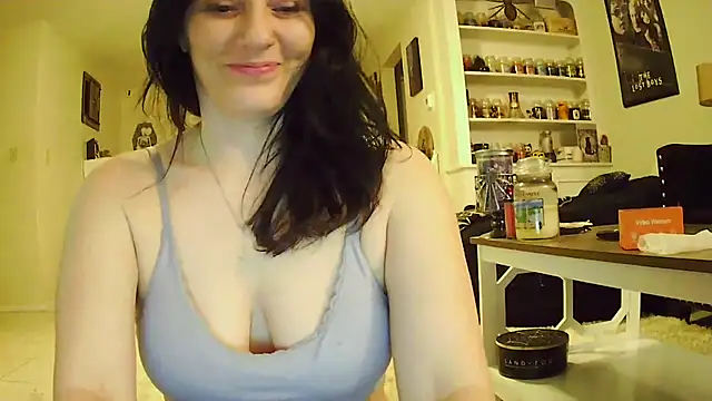 Snapshot of CrystalLakeXO chatting on October 30, 2025, 9:07 am CrystalLakeXO online show from October 30, 2025, 9:07 am