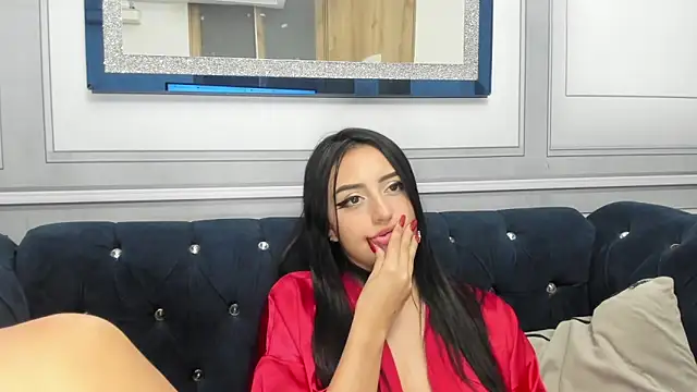 Snapshot of Lesly_sexy4u chatting on March 11, 2025, 4:19 am Lesly sexy4u online show from March 11, 2025, 4:19 am