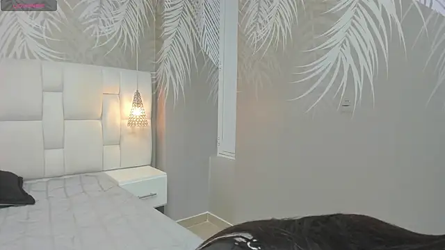 Lesly sexy4u online show from December 5, 2025, 3:49 am