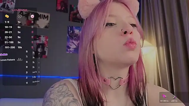 arielabradberry online show from May 5, 2026, 3:04 pm
