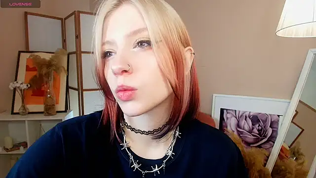 arielabradberry online show from December 4, 2025, 1:10 pm