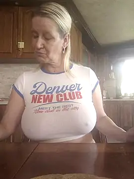 Lotus-blume1 online show from December 5, 2025, 10:58 am