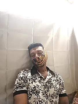 model yesx online show from February 15, 2026, 3:11 pm