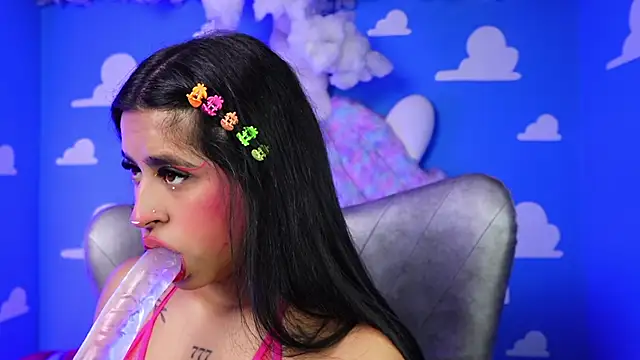miss romyna online show from April 23, 2026, 11:16 am