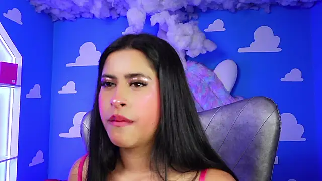 miss romyna online show from May 2, 2026, 11:04 am