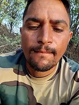 Snapshot of lovesuna chatting on May 30, 2026, 1:01 am lovesuna online show from May 30, 2026, 1:01 am