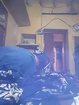 Snapshot of Rojatelugu89 chatting on February 4, 2026, 4:24 pm Rojatelugu89 online show from February 4, 2026, 4:24 pm