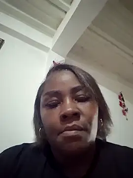 kaorysquirt online show from December 4, 2025, 8:52 pm