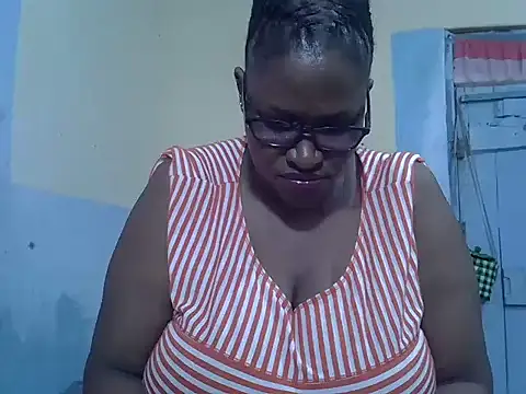 Snapshot of sexy_bigboobss chatting on October 8, 2025, 7:21 am sexy bigboobss online show from October 8, 2025, 7:21 am