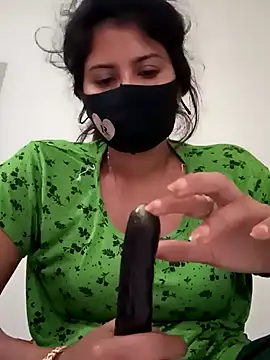 Snapshot of Cute_Nipa chatting on March 21, 2025, 1:45 am Cute Nipa online show from March 21, 2025, 1:45 am