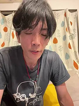 Snapshot of Katakuriko-Denpun chatting on July 20, 2026, 1:02 pm Katakuriko-Denpun online show from July 20, 2026, 1:02 pm