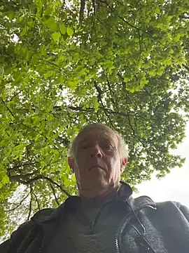Snapshot of martxxxxx chatting on May 20, 2026, 5:43 pm martxxxxx online show from May 20, 2026, 5:43 pm