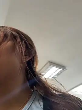 Snapshot of AnthonelaDuque chatting on February 13, 2026, 11:32 am AnthonelaDuque online show from February 13, 2026, 11:32 am