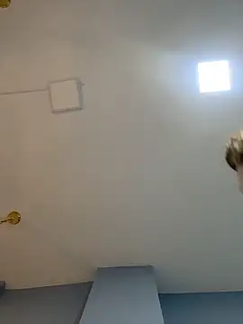 Snapshot of AnthonelaDuque chatting on February 10, 2026, 11:31 am AnthonelaDuque online show from February 10, 2026, 11:31 am