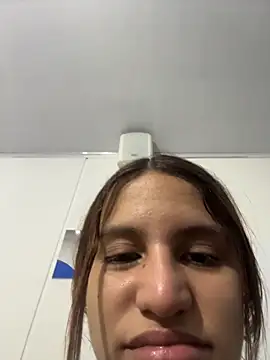 Snapshot of AnthonelaDuque chatting on February 12, 2026, 11:32 am AnthonelaDuque online show from February 12, 2026, 11:32 am