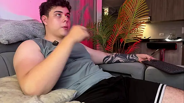 Snapshot of odin_blake chatting on November 27, 2025, 2:34 am odin blake online show from November 27, 2025, 2:34 am