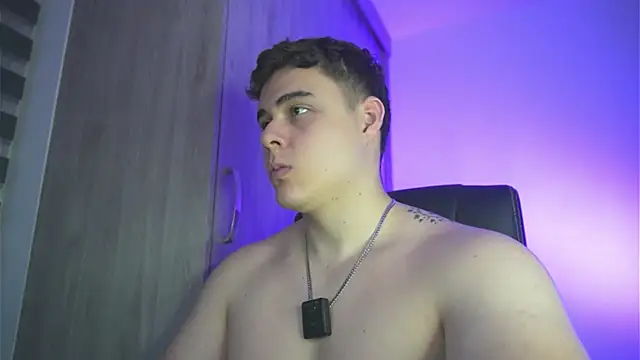 Snapshot of odin_blake chatting on March 4, 2025, 2:17 am odin blake online show from March 4, 2025, 2:17 am