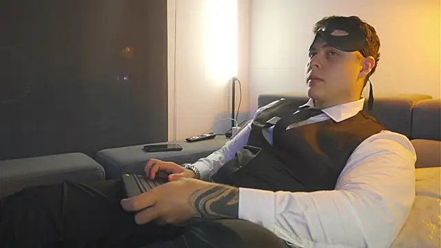 Snapshot of odin_blake chatting on March 13, 2025, 2:16 am odin blake online show from March 13, 2025, 2:16 am