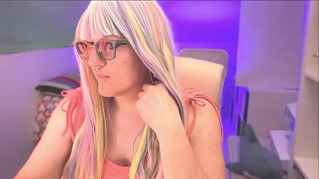 TransCayenne online show from February 4, 2026, 3:51 pm