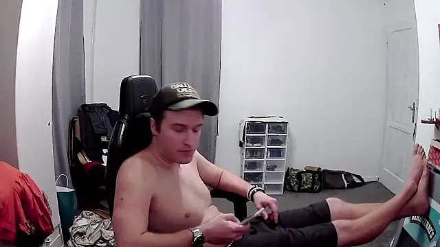 Snapshot of PKrisztian chatting on May 11, 2026, 11:02 pm PKrisztian online show from May 11, 2026, 11:02 pm