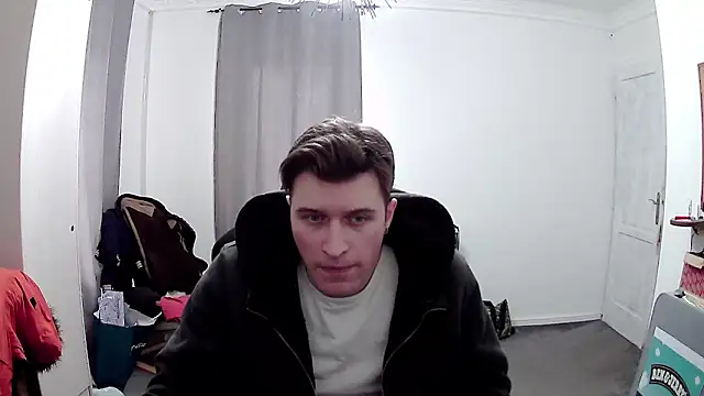 Snapshot of PKrisztian chatting on April 2, 2026, 2:02 pm PKrisztian online show from April 2, 2026, 2:02 pm