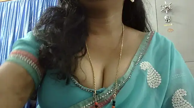 Snapshot of Vijji-telugu chatting on March 1, 2025, 7:41 am Vijji-telugu online show from March 1, 2025, 7:41 am