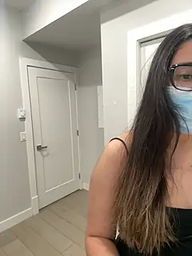 jAsMinE678 online show from April 13, 2026, 5:17 pm