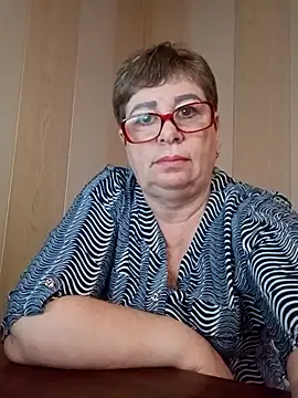 Lee Nell online show from February 6, 2025, 2:33 am