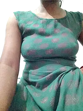 Snapshot of rituporna2004 chatting on December 2, 2025, 2:08 pm rituporna2004 online show from December 2, 2025, 2:08 pm