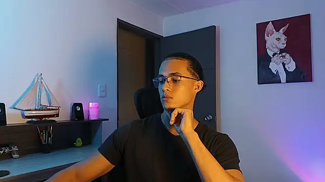 Snapshot of alejo_x3 chatting on December 4, 2025, 11:26 pm alejo x3 online show from December 4, 2025, 11:26 pm