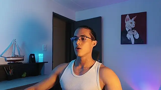 Snapshot of alejo_x3 chatting on November 28, 2025, 11:38 pm alejo x3 online show from November 28, 2025, 11:38 pm