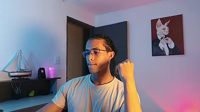 Snapshot of alejo_x3 chatting on November 30, 2025, 11:16 pm alejo x3 online show from November 30, 2025, 11:16 pm