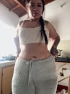 Snapshot of GemaGranadoss chatting on February 12, 2026, 3:45 pm GemaGranadoss online show from February 12, 2026, 3:45 pm