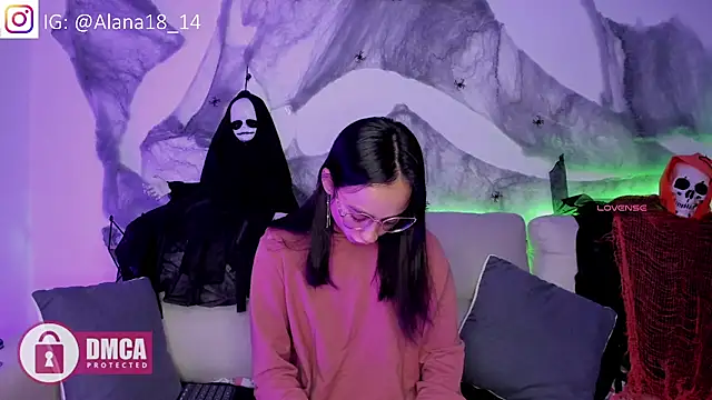 Alana Pherson online show from October 10, 2025, 7:42 am