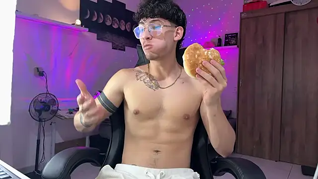 Snapshot of Kisan_Smith chatting on March 6, 2026, 2:39 am Kisan Smith online show from March 6, 2026, 2:39 am