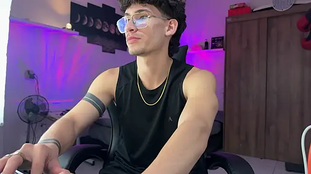 Snapshot of Kisan_Smith chatting on March 7, 2026, 1:56 am Kisan Smith online show from March 7, 2026, 1:56 am